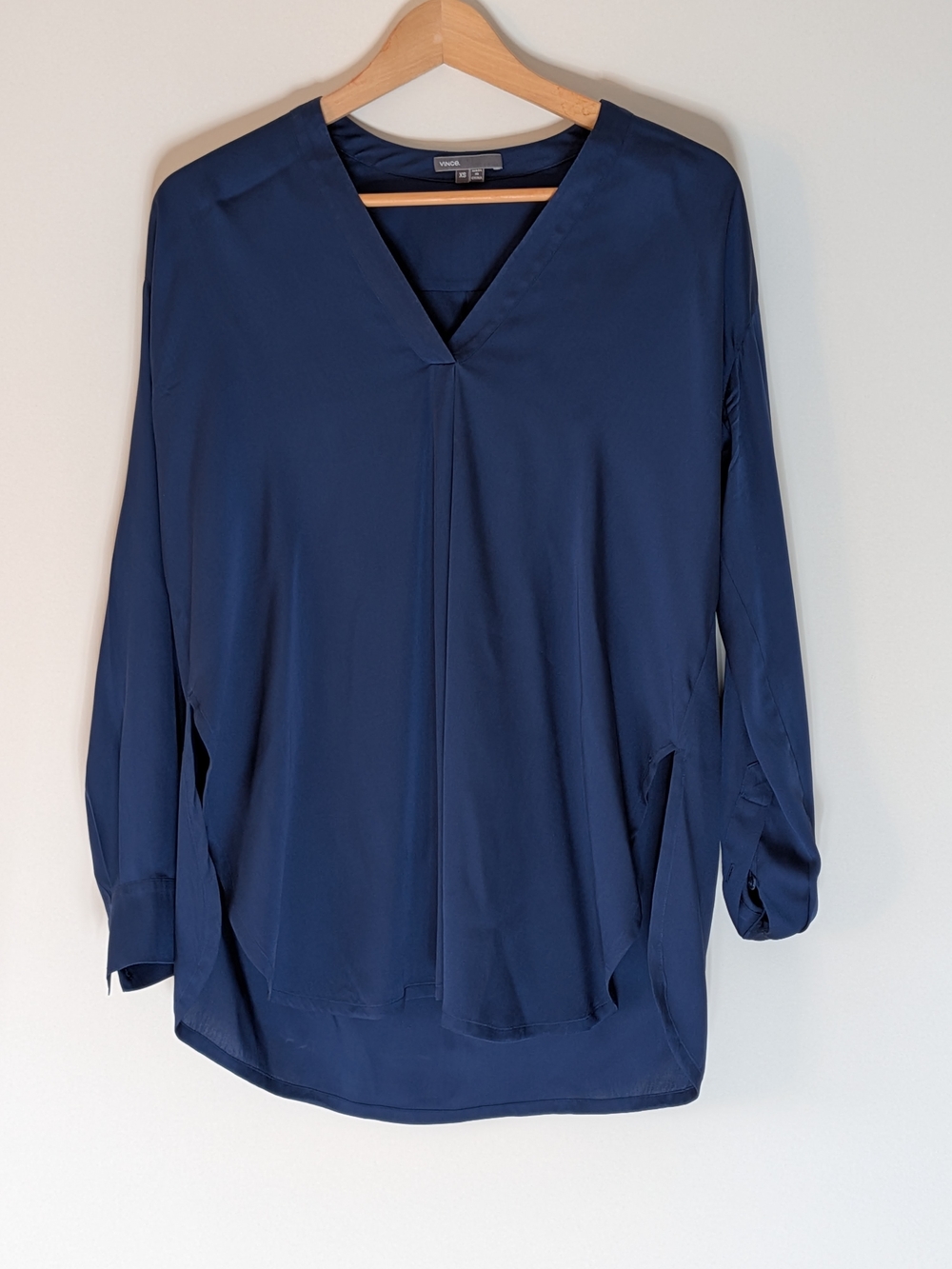 Vince Navy V-Neck Long-Sleeve Tunic